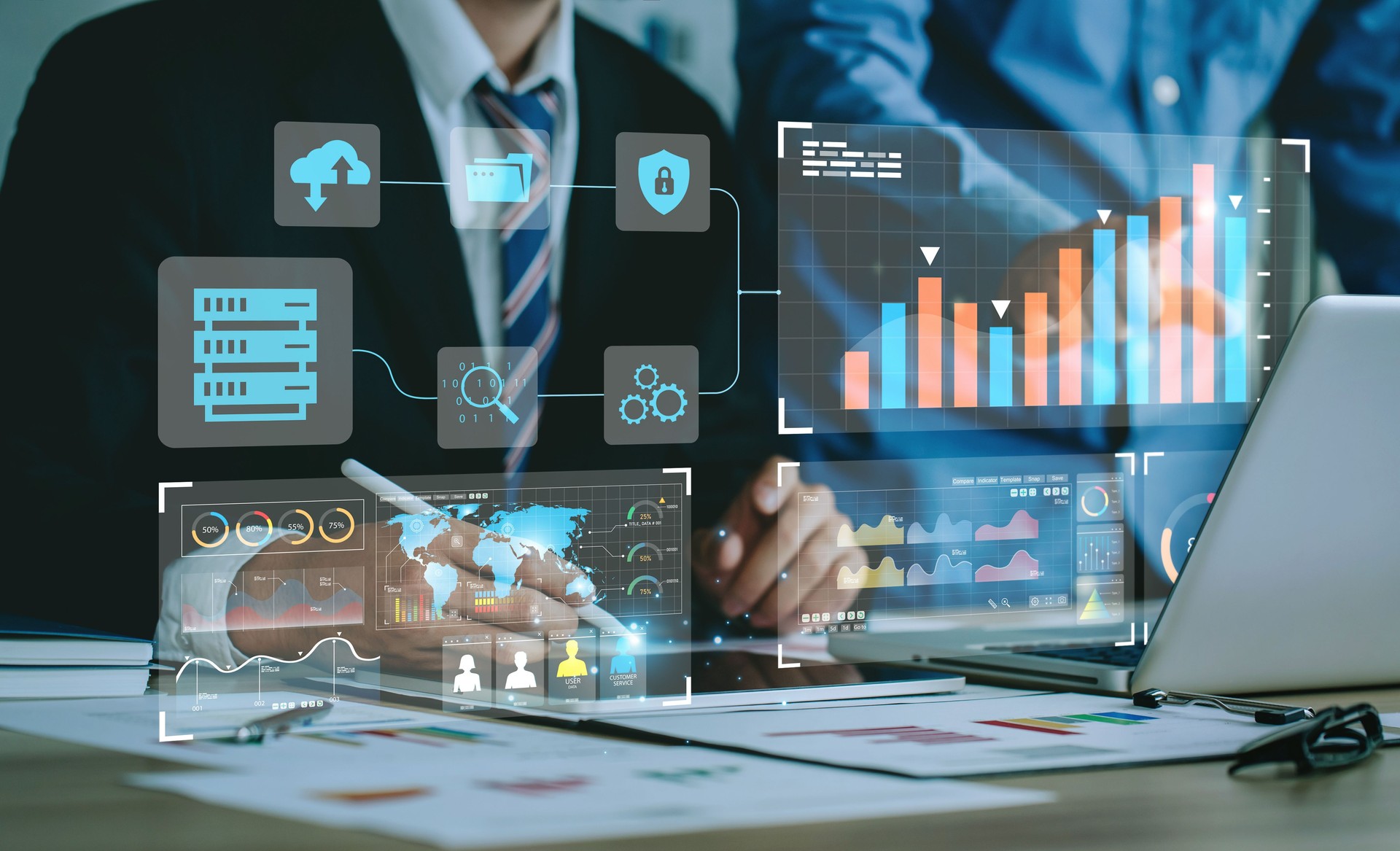 Sistema de gestión de datos (DMS) y concepto de Business Analytics. El trabajo y el análisis del empresario se conectan al panel de control para proporcionar información para los indicadores clave de rendimiento (KPI), el análisis de marketing